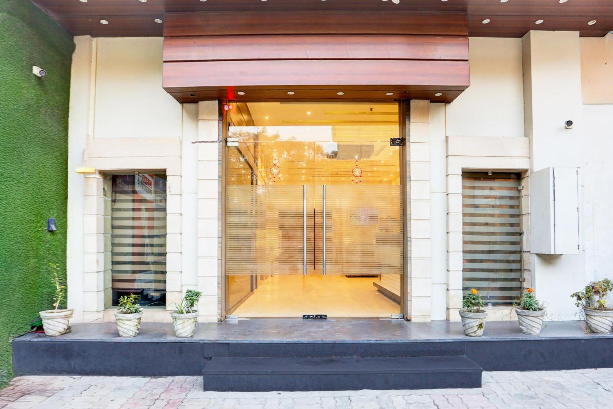Super Collection O Amritsar Near Bus Stand Hotel Екстериор снимка